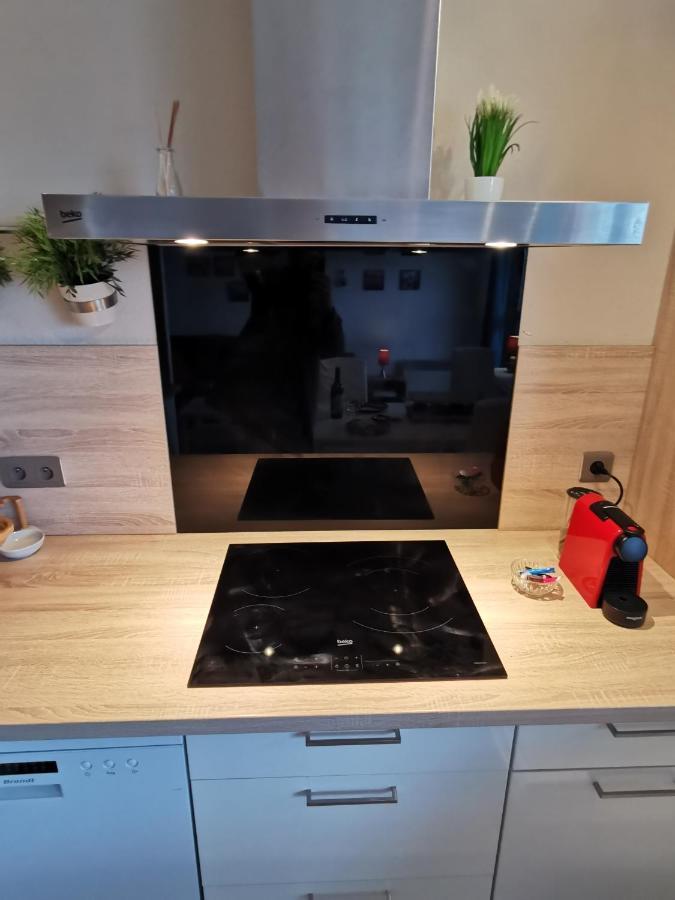 Le Duplex - Hyper Centre - Gare - Wifi - Netflix - Disney + Анси Екстериор снимка