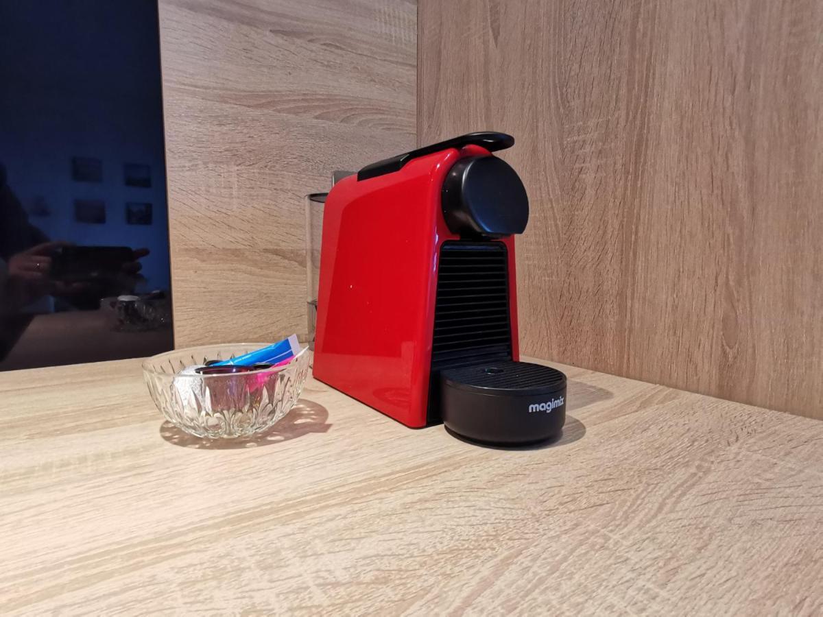 Le Duplex - Hyper Centre - Gare - Wifi - Netflix - Disney + Анси Екстериор снимка