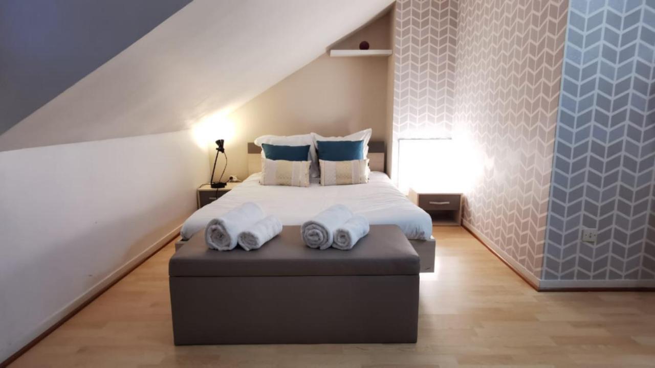 Le Duplex - Hyper Centre - Gare - Wifi - Netflix - Disney + Анси Екстериор снимка